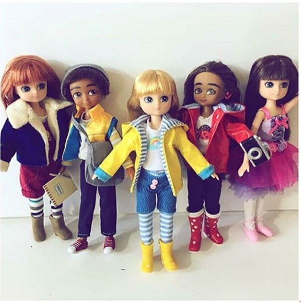 Meet the Colorful Crew: What Are the Names of the Rainbow High Dolls?