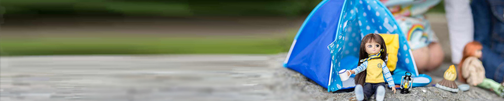 doll-house-furniture